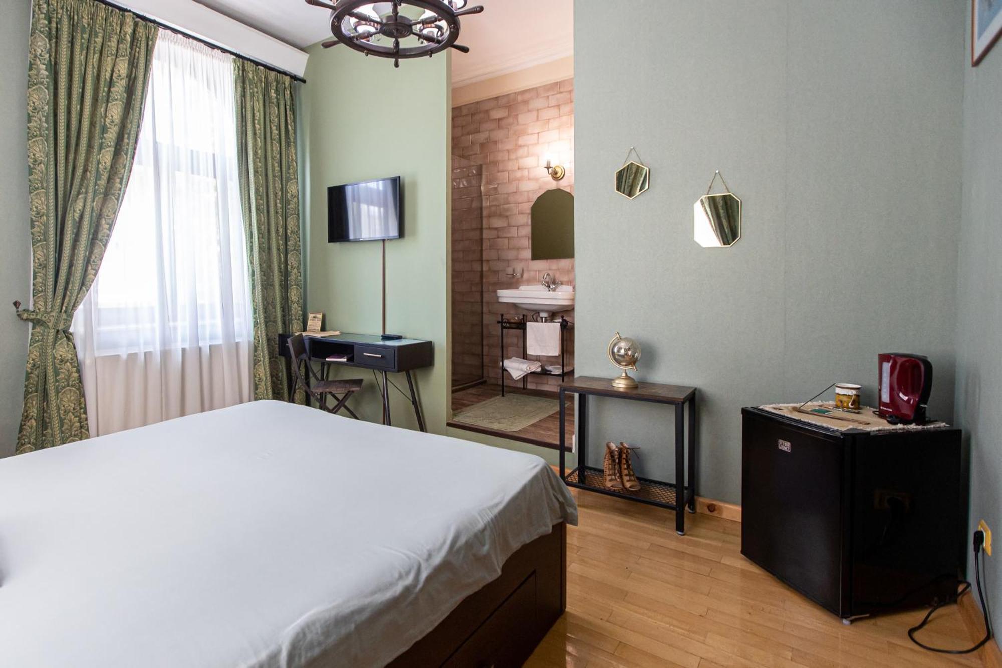 Casa Chintoan - Adult Only Bed and Breakfast Constanţa Buitenkant foto